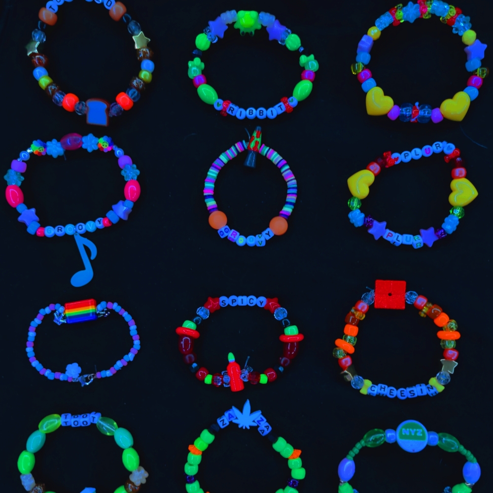 10 Random Vibrant Kandi Beaded Bracelets